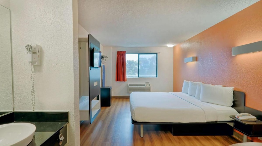 Motel 6-Los Angeles, CA - Los Angeles - LAX